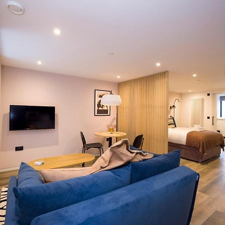 Charming Studios Near Holyrood Park & Calton Hill Единбург Екстер'єр фото